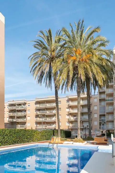 Sea Front Apart. 2 Pools / 1ª Linea. 2 Piscinas Apartment Segur de Calafell Luaran gambar