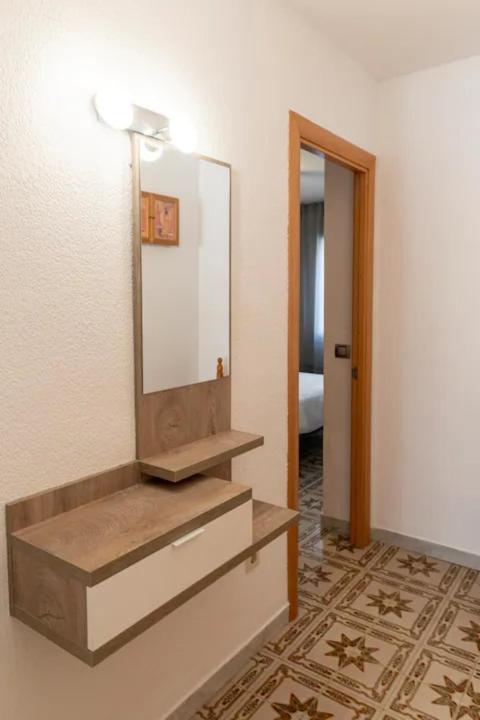 Sea Front Apart. 2 Pools / 1ª Linea. 2 Piscinas Apartment Segur de Calafell Luaran gambar