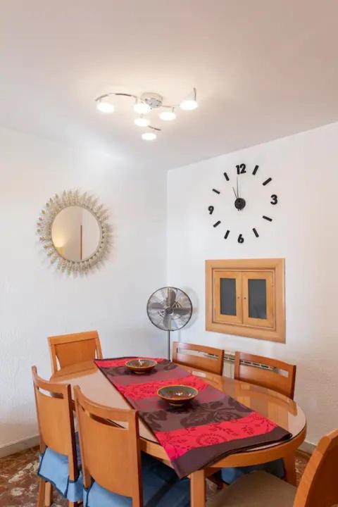 Sea Front Apart. 2 Pools / 1ª Linea. 2 Piscinas Apartment Segur de Calafell Luaran gambar